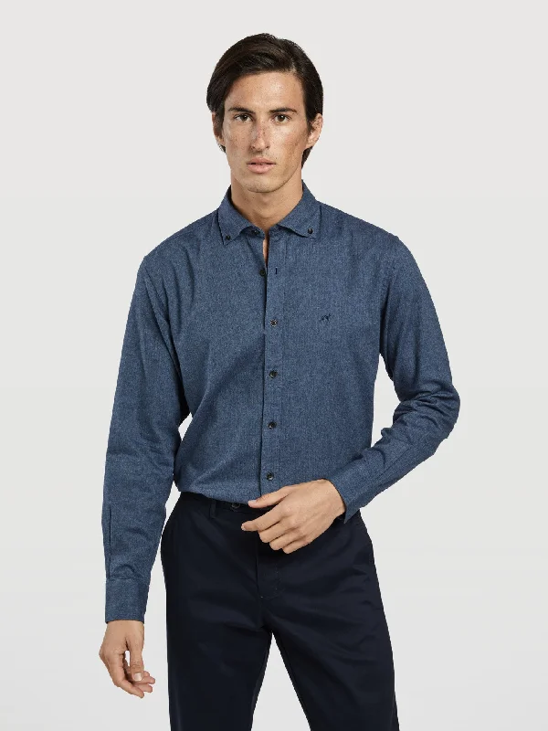 Slim fit casual herringbone shirt