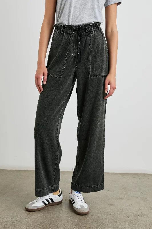 Take Advantage RYAN PANT - FADED BLACK