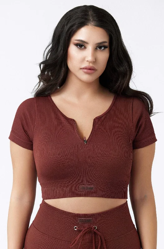Massive Deal Focused Ribbed Crop Top - Brown