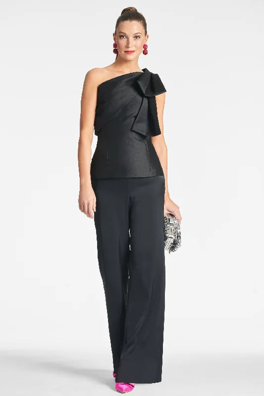 Weekend Flash Sale Bebe Top - Black