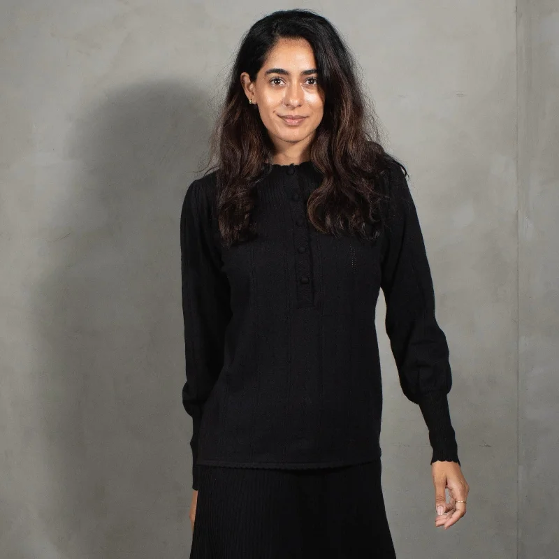 Price Cut Pointelle Pullover Top | Black [Final Sale]