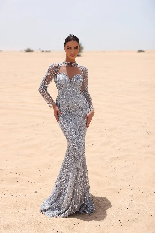 Super Bargain Chic and Holland HF110052