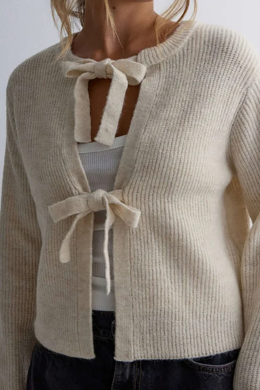 Weekend Bargains to Savor Solid Knit Tie-Up Cardigan