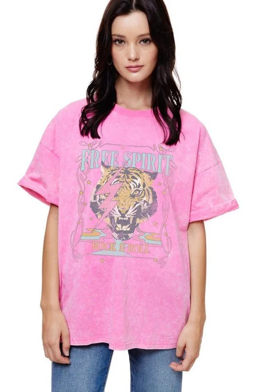 Final Markdown Free Spirit Vintage Graphic Tshirt