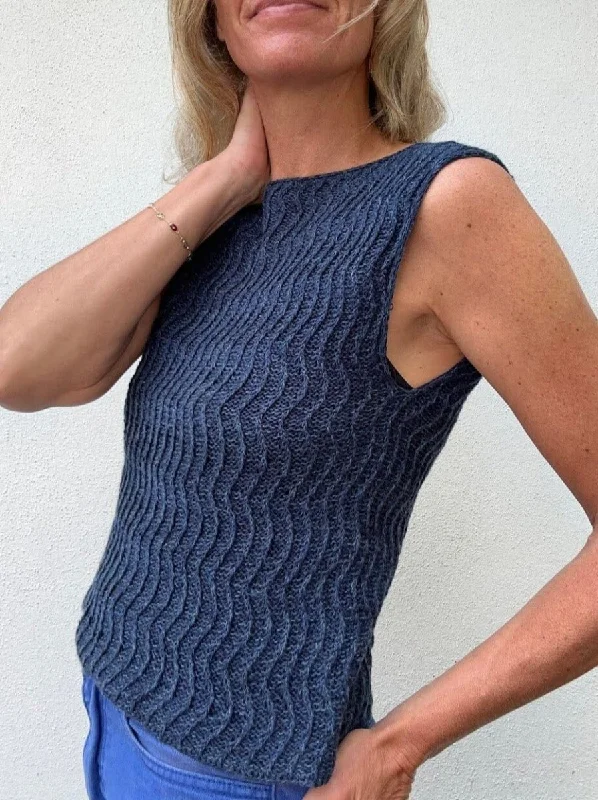 Don't Miss Out Sandwave top by VesterbyCrea, No 14 knitting kit