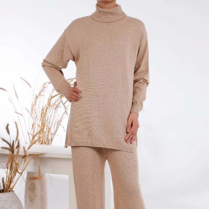Weekend Shopping Extravaganza Beige Sweaters Cord Set PW4856