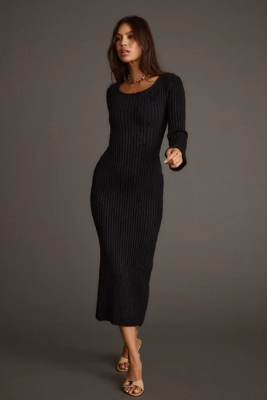 Great Deal Gwyneth Black Sweater Midi Dress