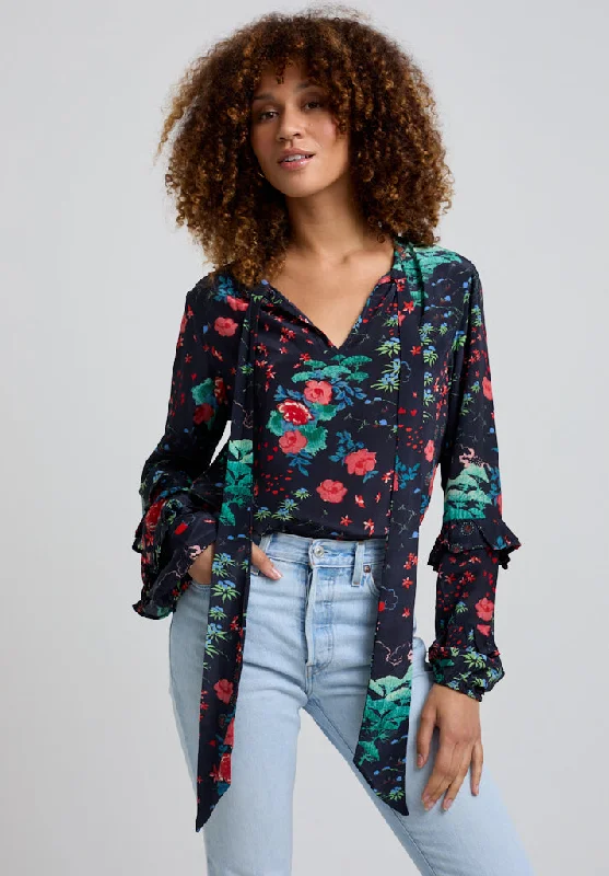Don't Miss Rina Ruffle Sleeve Wonderland Print Blouse In Black