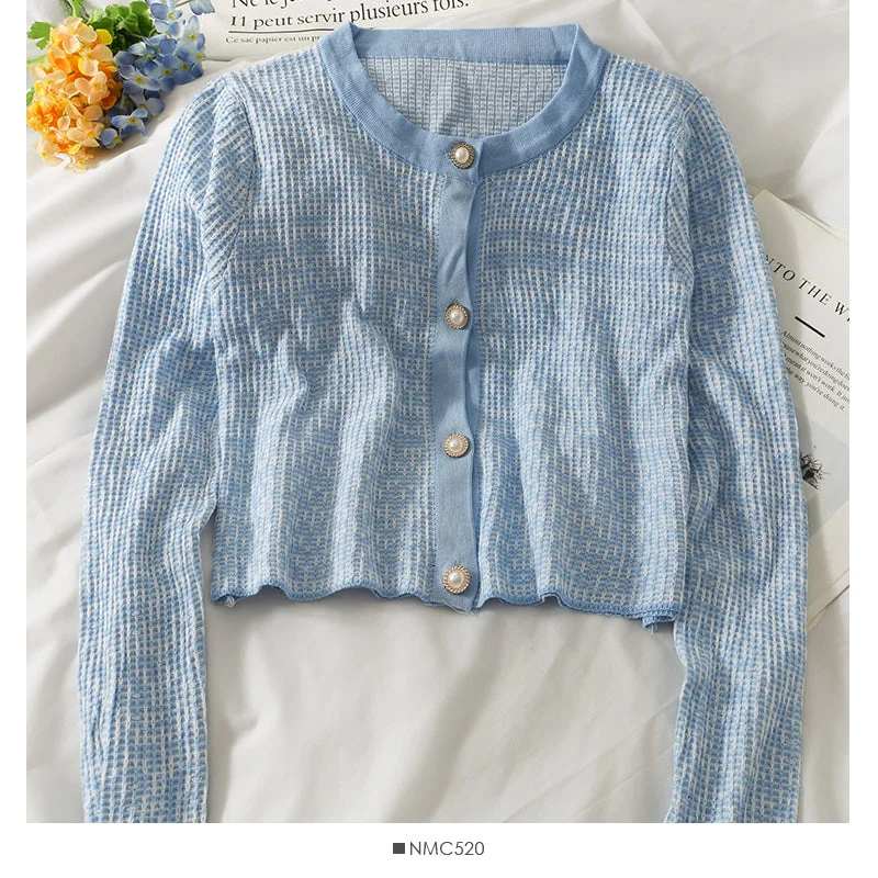 Price Reduction Korean Vintage round neck pearl single breasted plaid sweater  2030