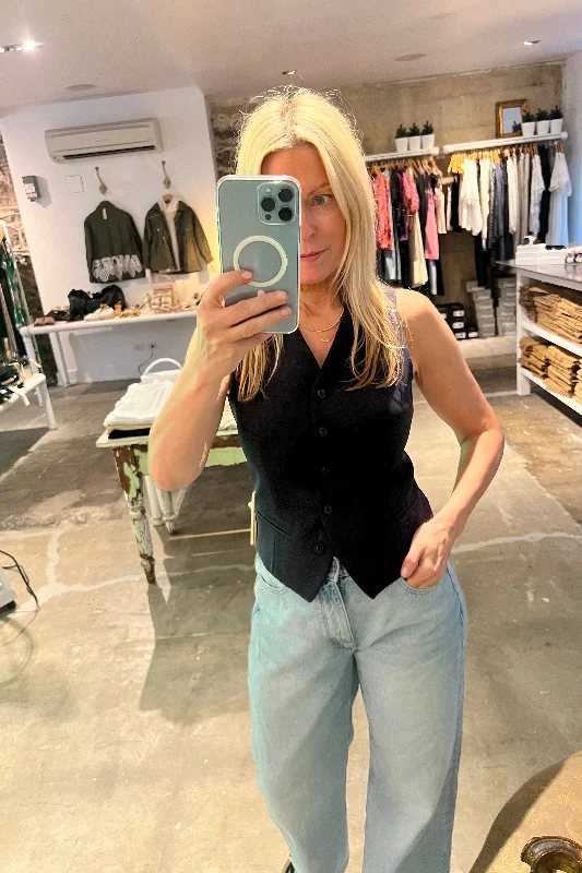 Shop Now Normeet - Aida Vest