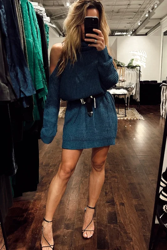 Weekend Wonders Await! Jeni Teal Mini Sweater Dress