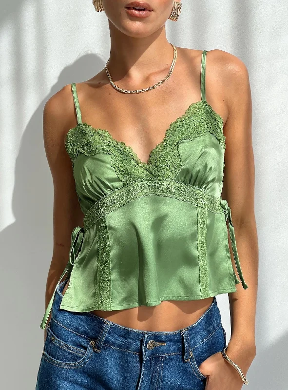 Weekend Deals to Make You Happy Isolind Top Apple Green