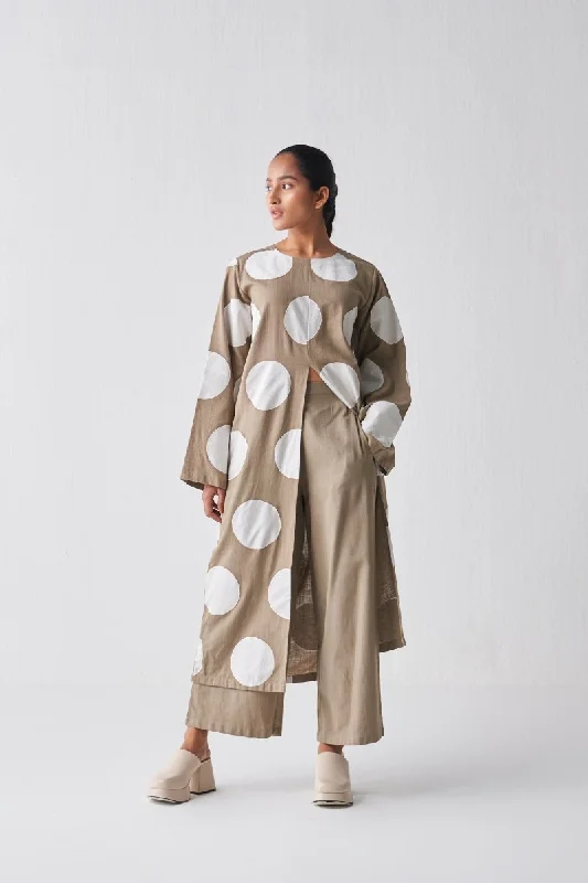 Weekend Specials to Relish Front Slit Applique Tunic - Sage