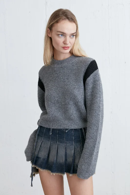 Weekend Offers You Can't Ignore CROPPED SHOULDER CONTRAST SWEATER