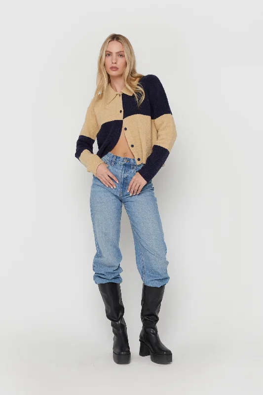 Weekend Deals to Brighten Your Day LARGE CHECKERED CARDIGAN