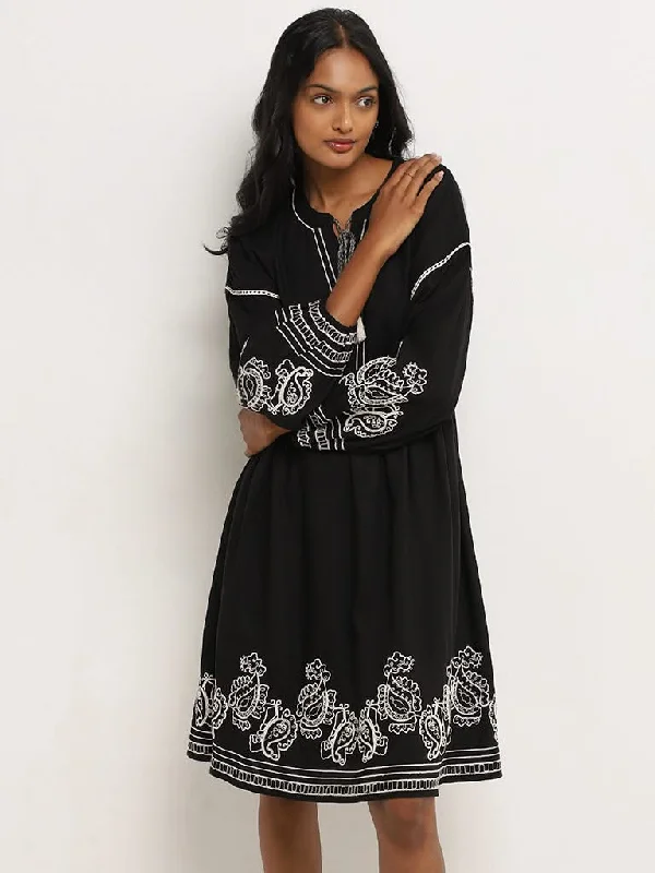 Limited Quantity LOV Black Paisley Pattern A-Line Dress