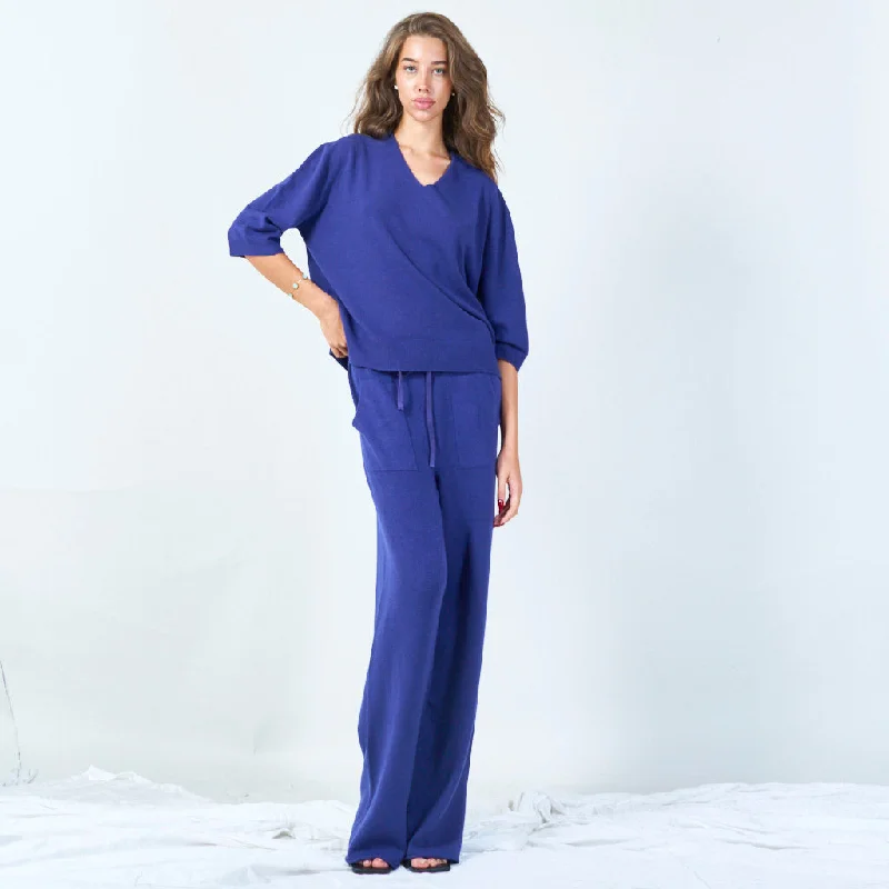 Weekend Offers That Amaze V-neck knit sweater wholesale