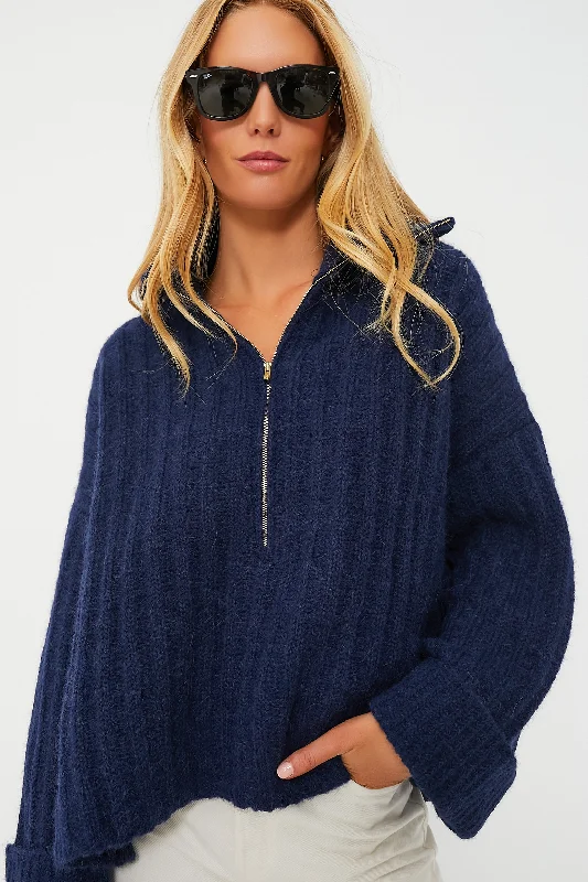Year-End Deals Navy Uma Poncho