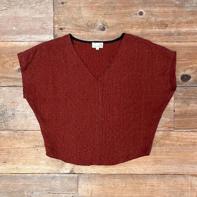 Weekend Deals That Amaze Dolman Top in Red Jacquard
